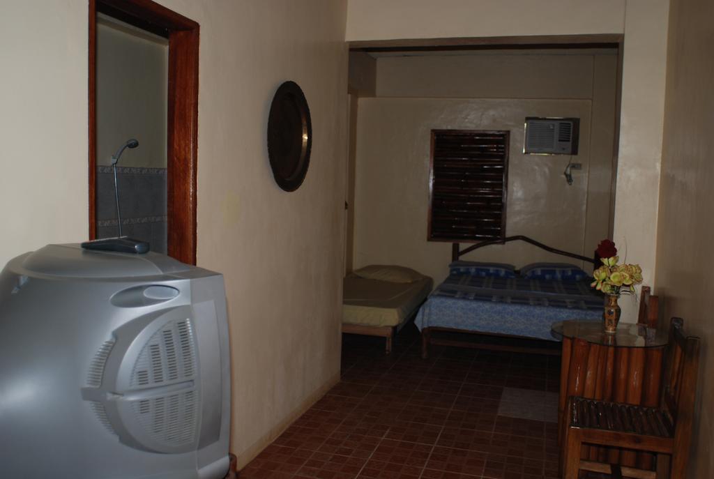 Casa Aviara Resort & Hotel Puerto Galera Ngoại thất bức ảnh